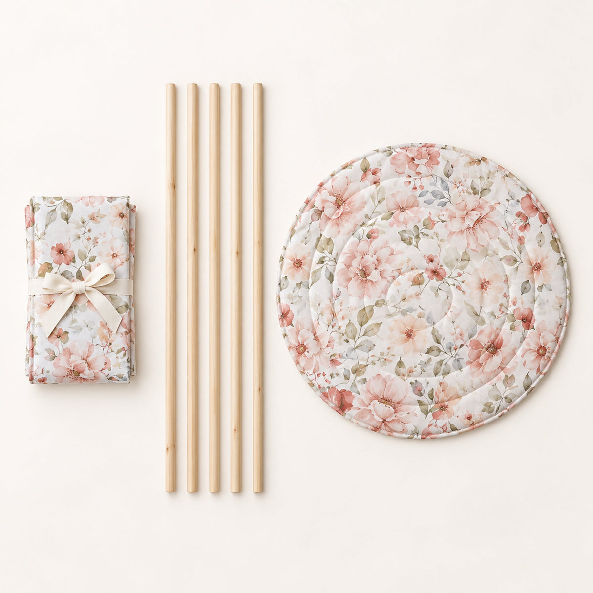 What comes in the box: folded canvas, five pine poles and the round padded mat