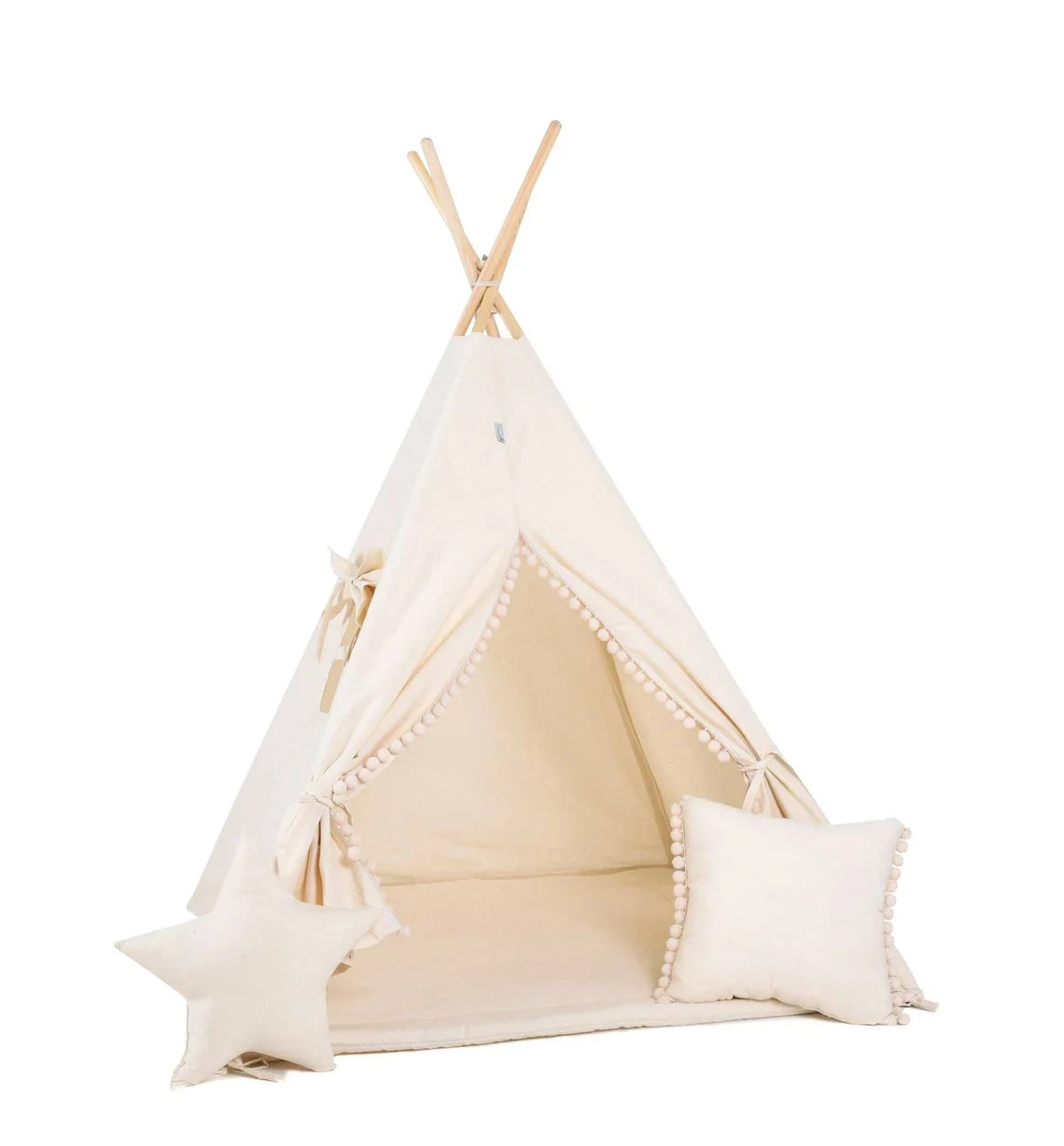 Beige Kids Teepee – lifestyle photo