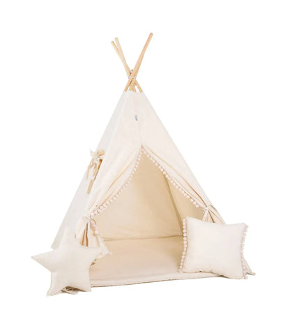 Beige Kids Teepee – lifestyle photo