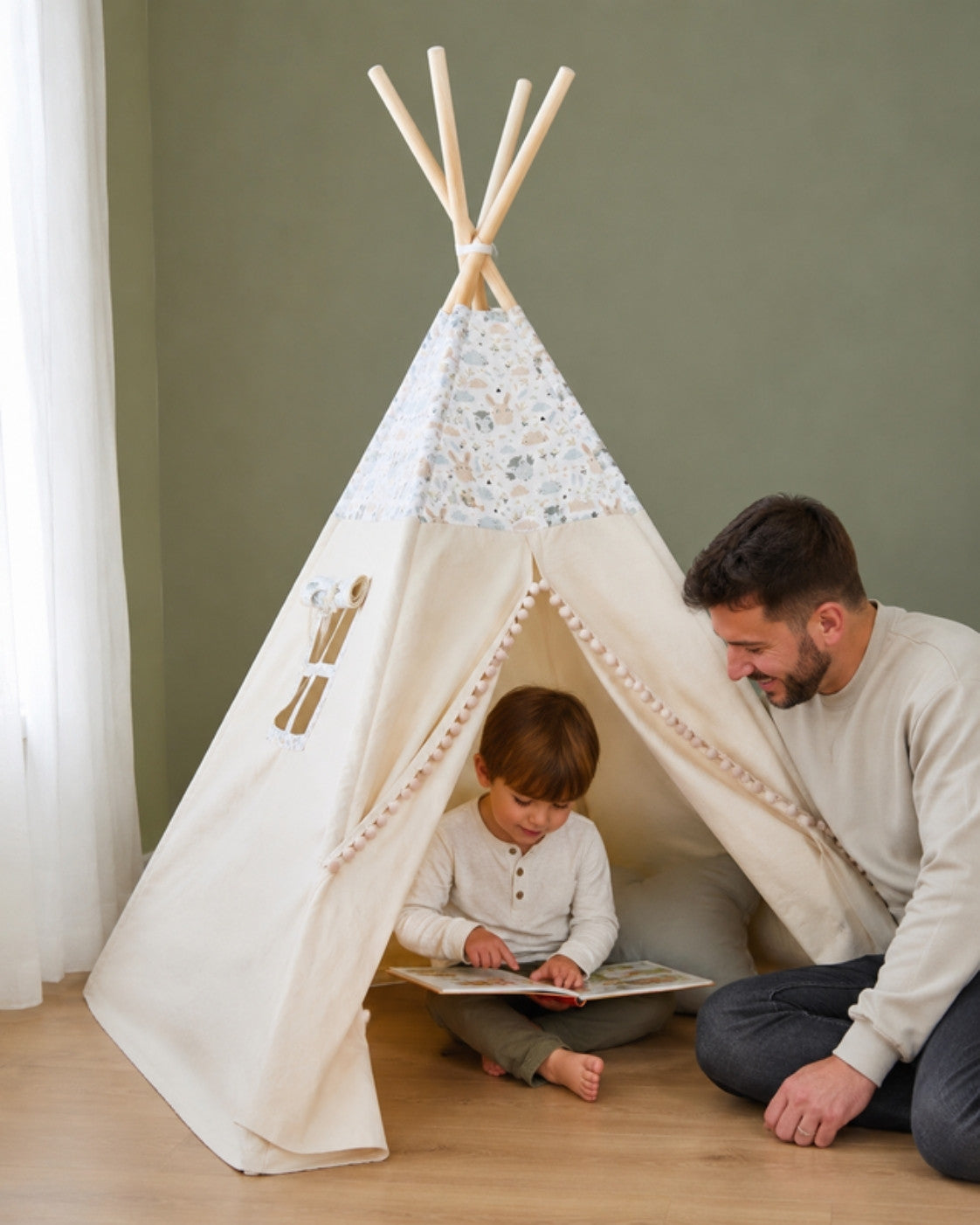Woodland Animal Kids Teepee – in a child's bedroom